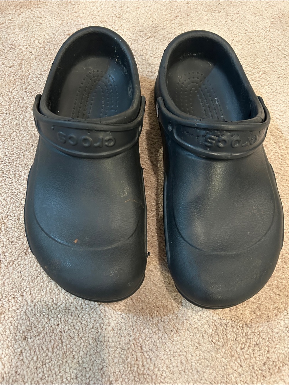 CROCS Classic Clog - Black. Women size 9 or Mens size 11